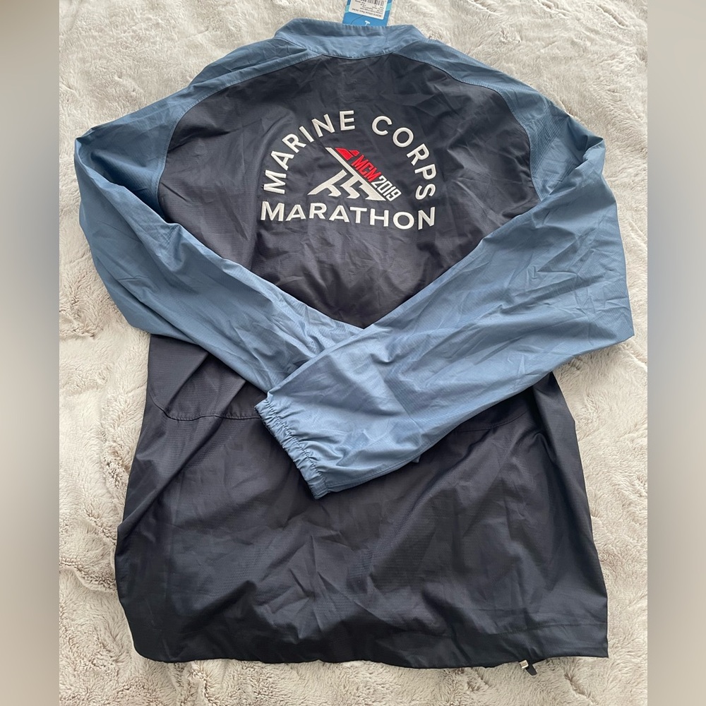 Brooks 2019 Marine Corps Marathon official jacket